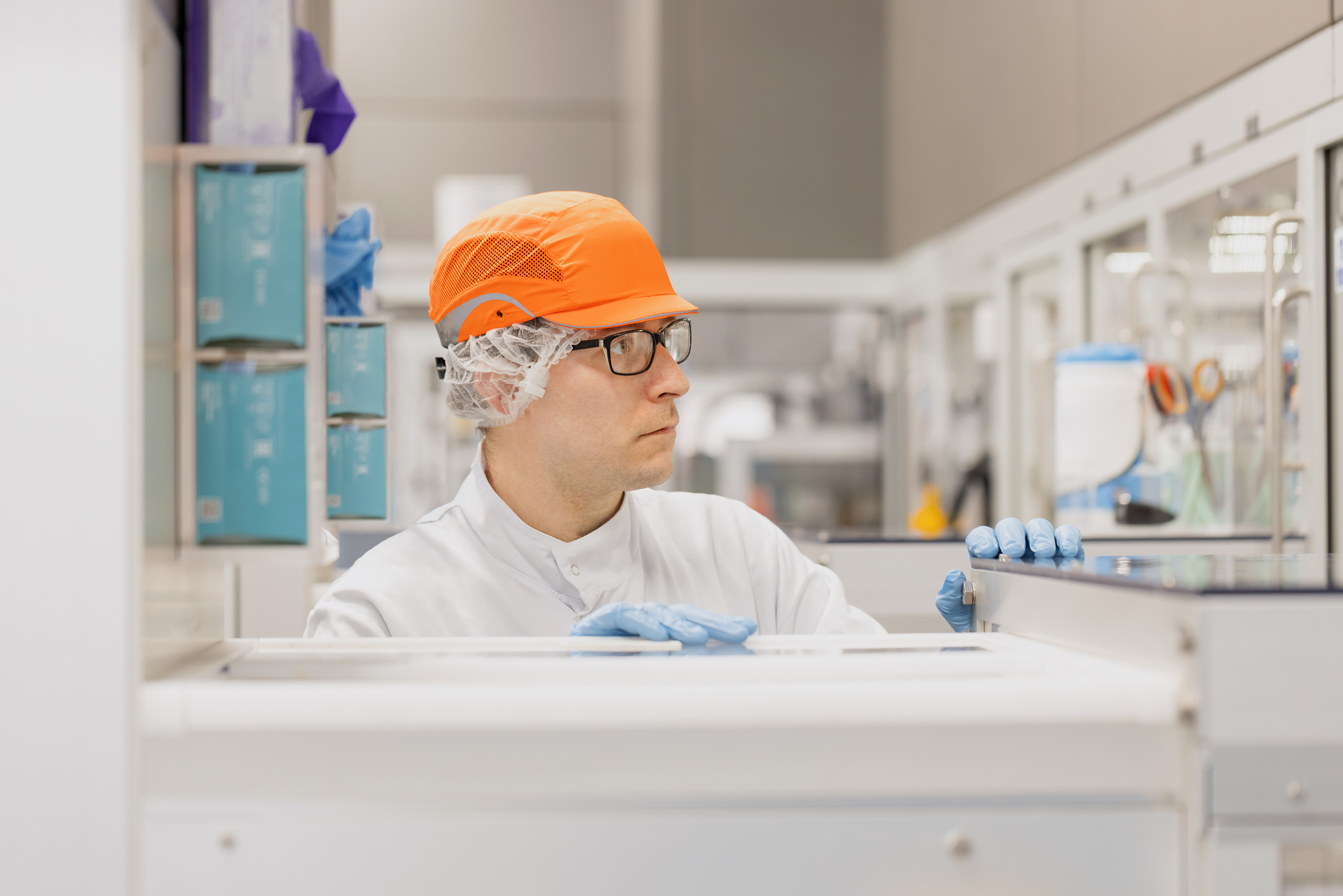 Scientist working in R&D laboratory