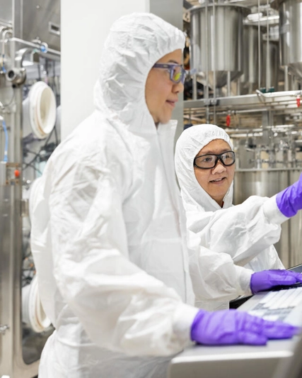 Two scientists in a lab