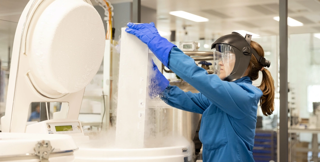 R&D scientist working in cell and gene therapy in biology smart laboratory.