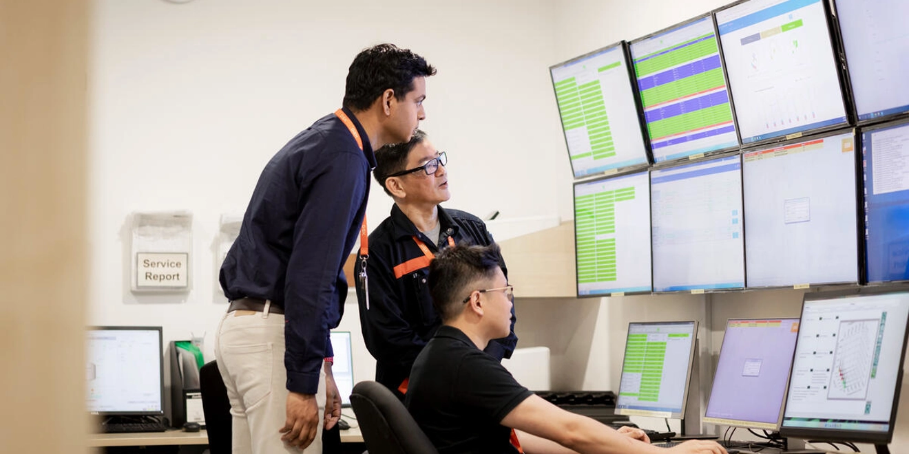 Team working in a manufacturing site
